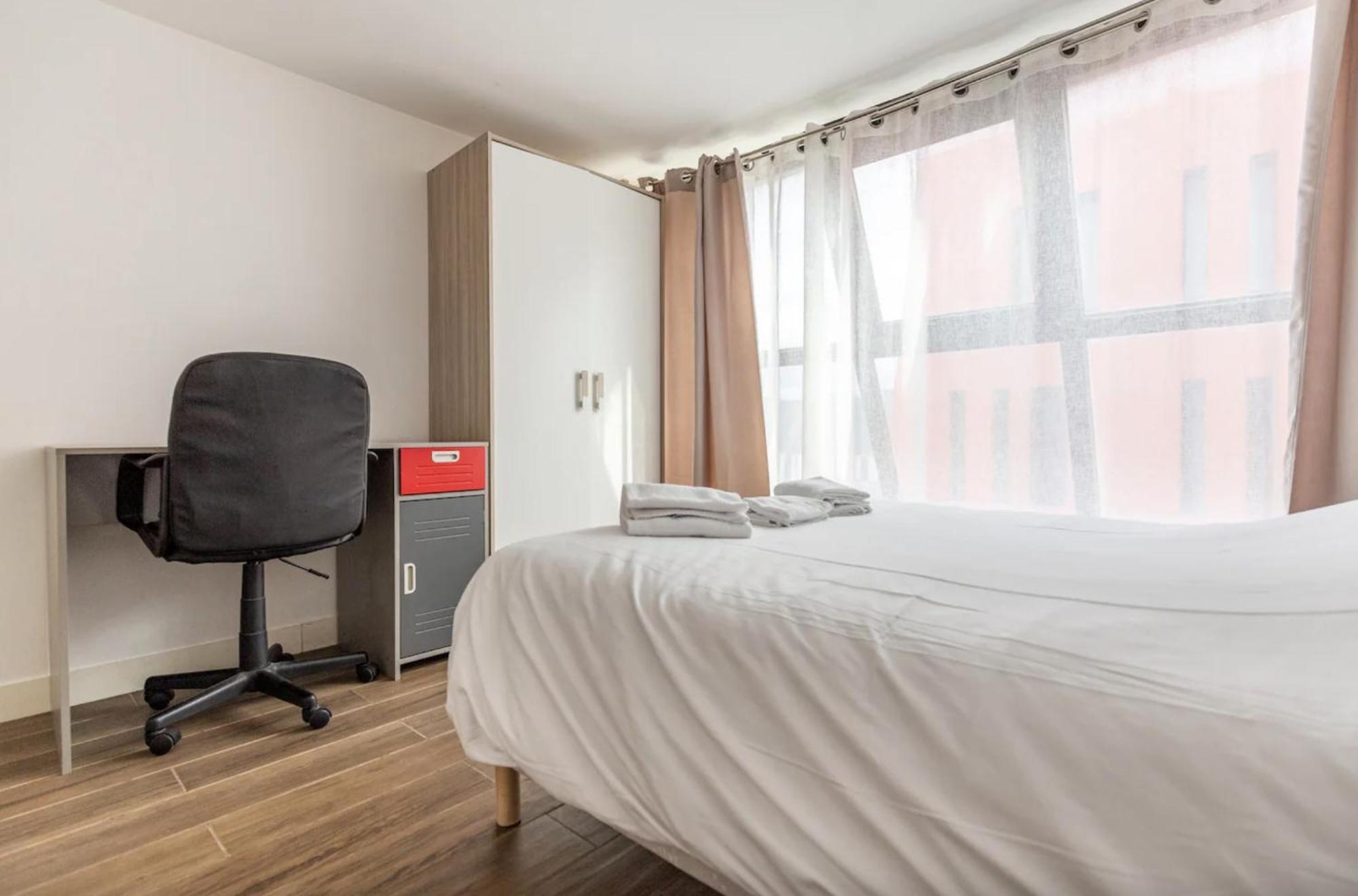 Apartamento L'Escapade Paris Le Kremlin-Bicêtre Exterior foto